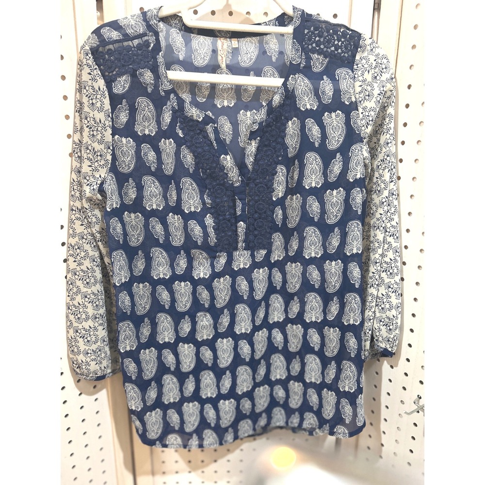 Indigo Moon Paisley Lace Trim V Neck Blouse Top Women's Size M